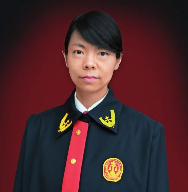 五华区法院院长应邀在《中国审判》杂志谈法院队伍建设