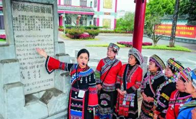 ‌村美 民富 边关固 云岭大地开满民族团结花